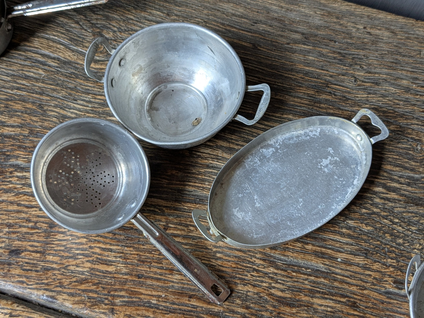 Vintage toy kitchen set, 29 pieces
