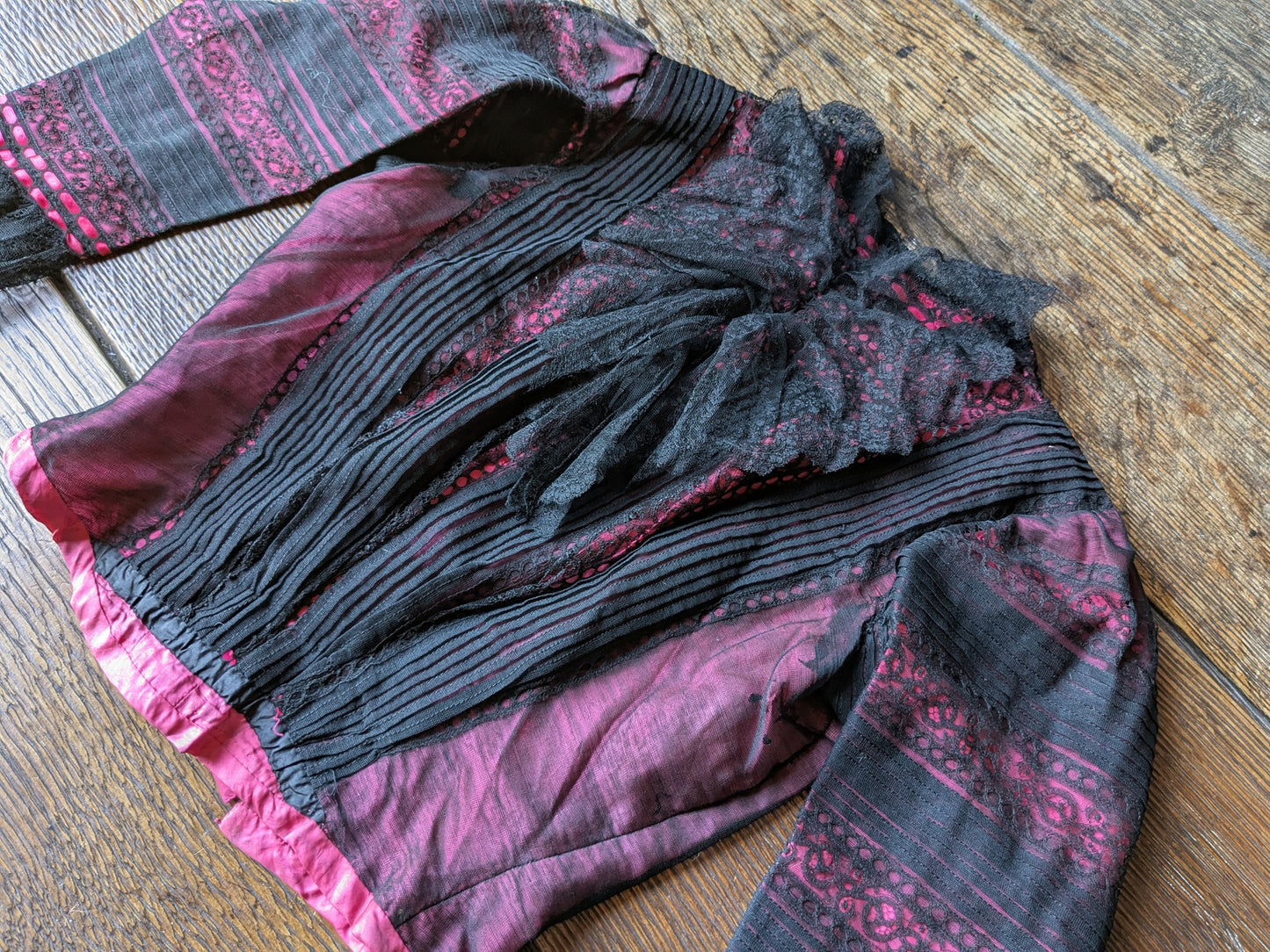 Antique lace & silk bodice