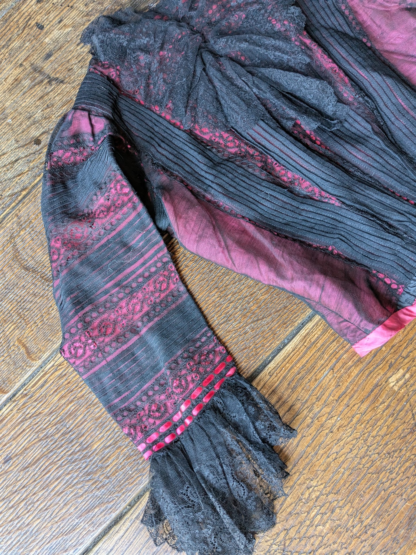 Antique lace & silk bodice