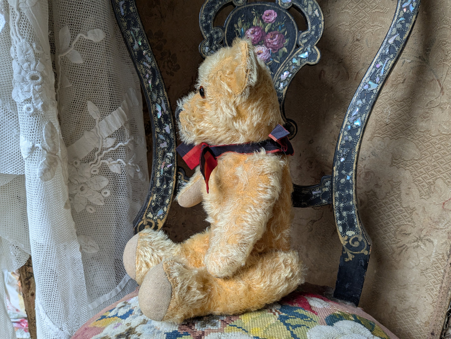 Vintage teddy bear