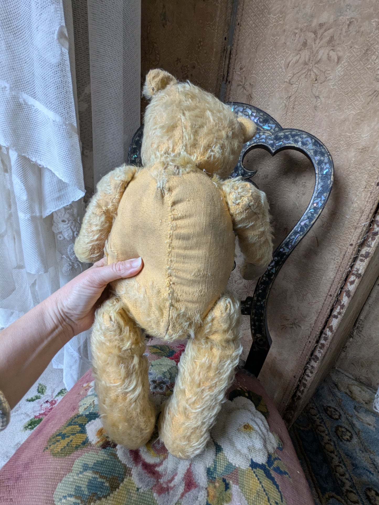 Sweet worn old Chiltern bear 18"