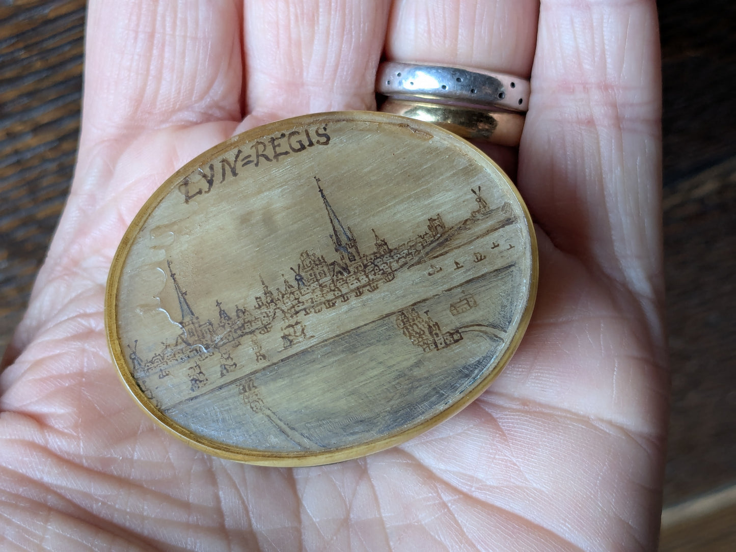 Antique horn snuff box with miniature writing inside