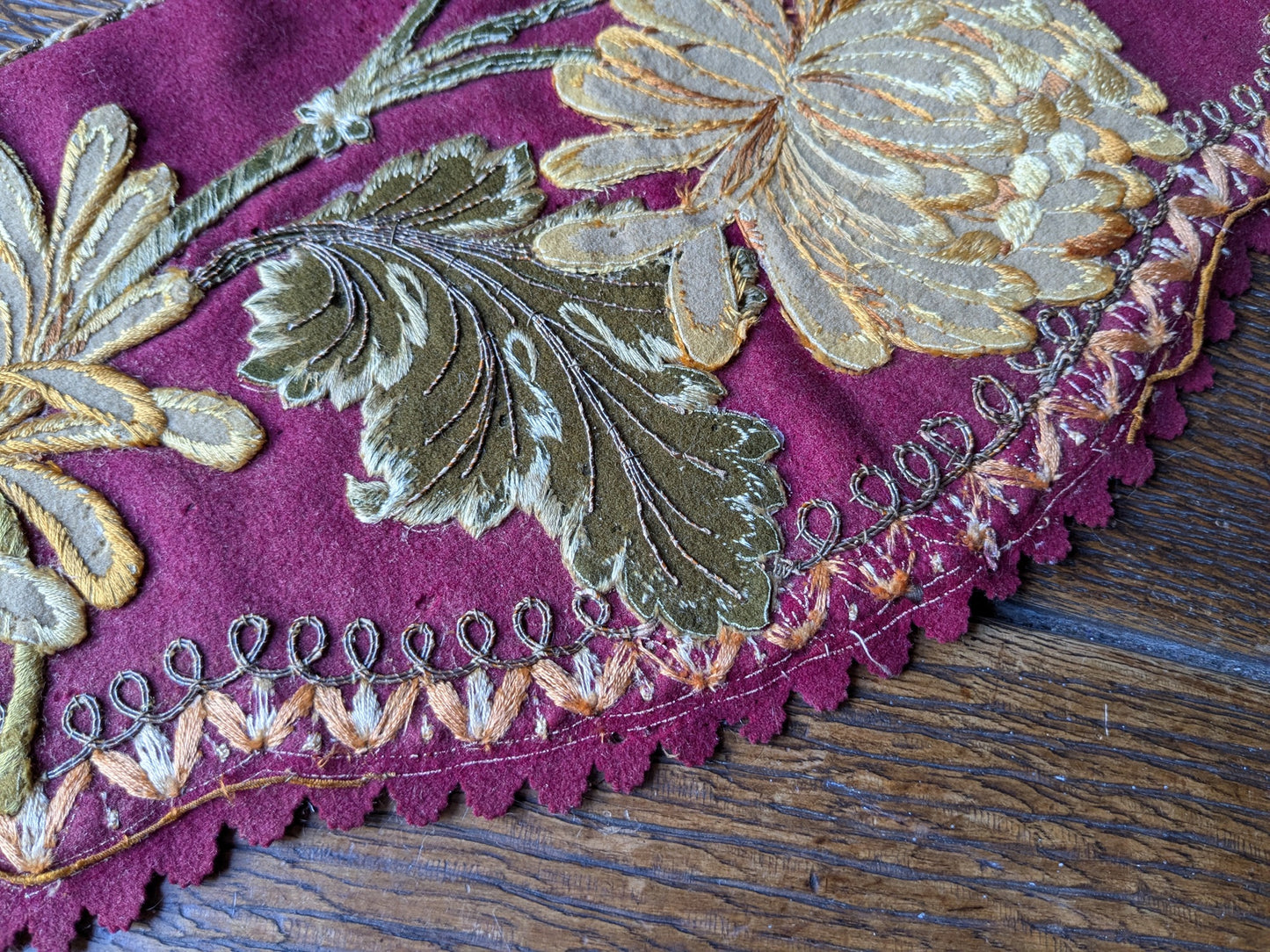 Victorian wool mantelpiece trim, applique flowers