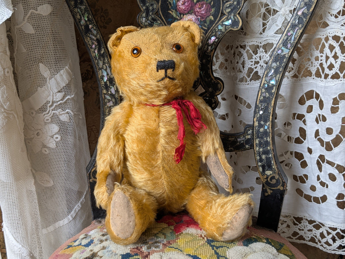 Vintage Merrythought bear