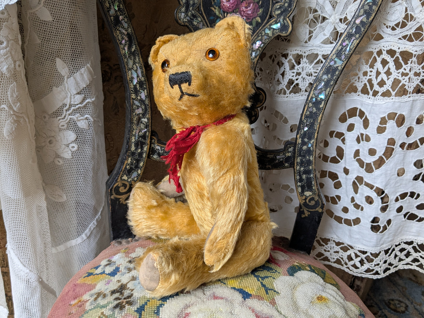 Vintage Merrythought bear