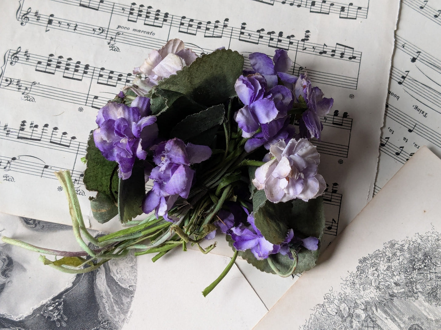 Vintage fabric violets flowers c1930s