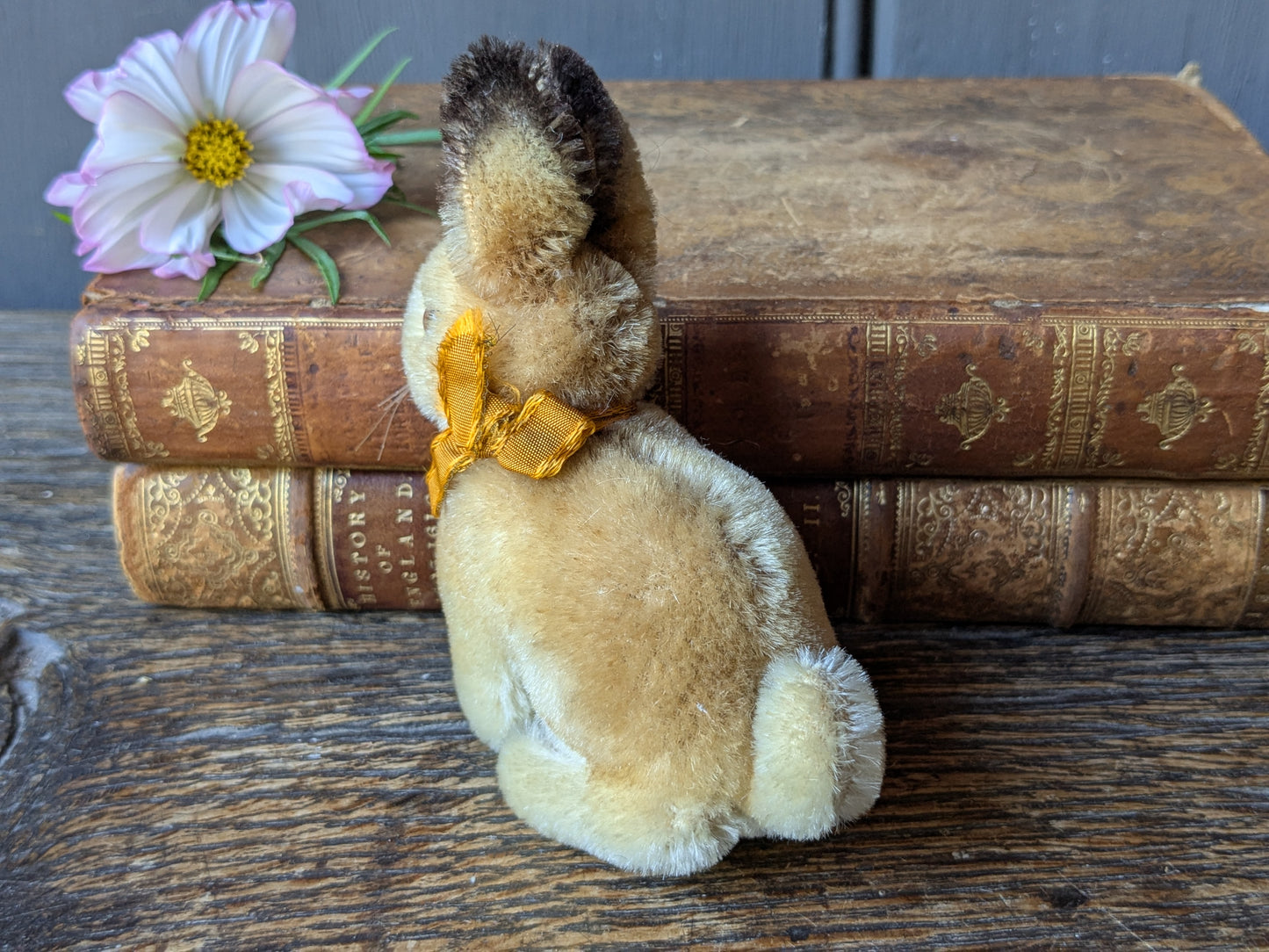 Tiny vintage Steiff bunny rabbit