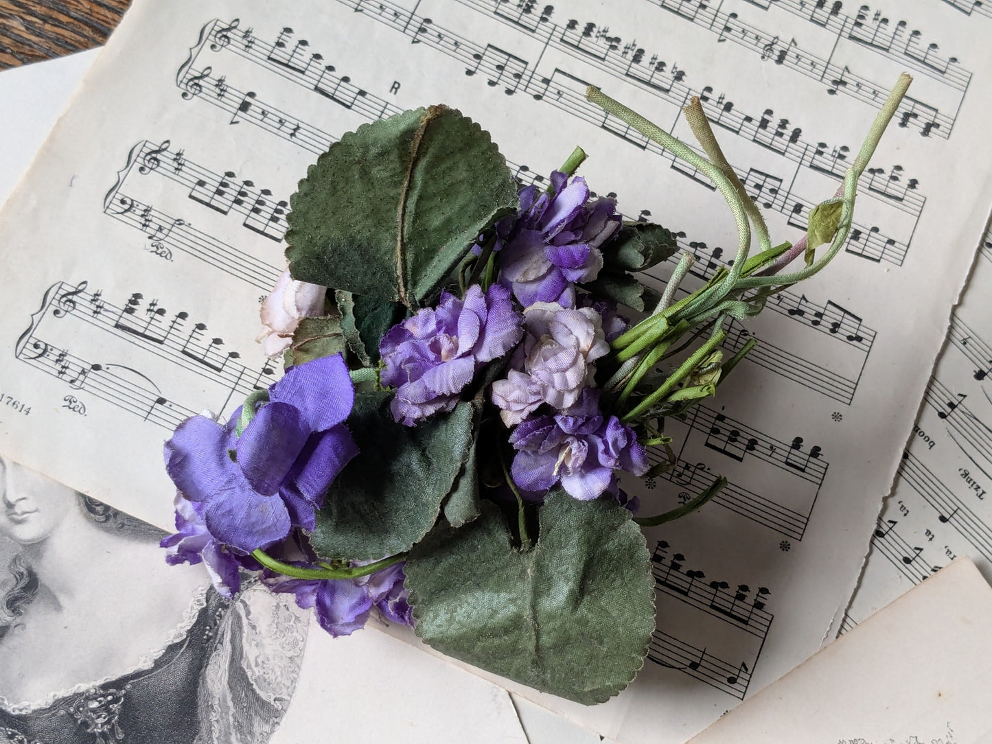 Vintage fabric violets flowers c1930s